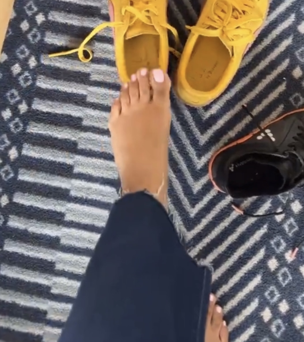 Aarti Sequeira Feet